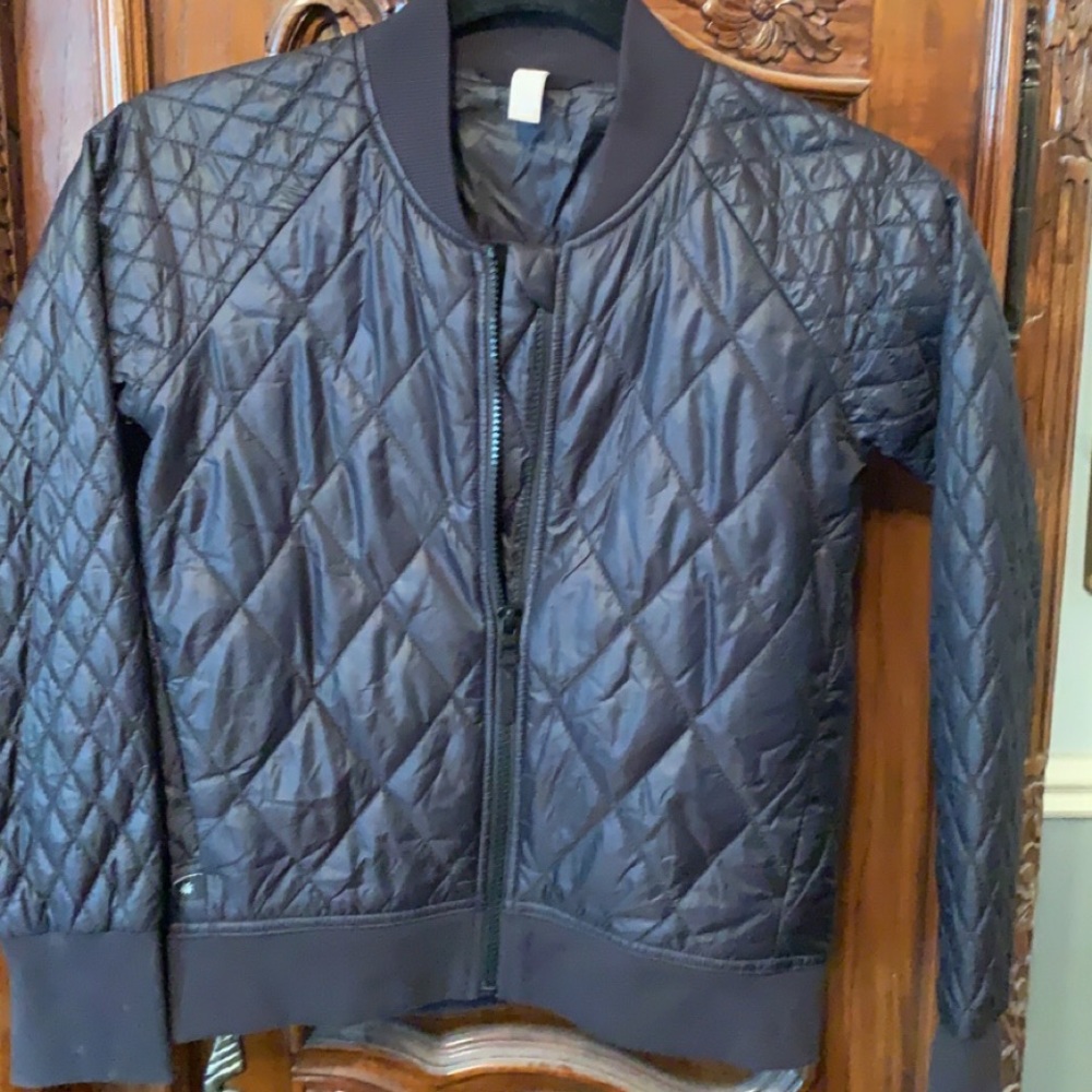 Athleta Girl Black bomber jacket size MEDIUM 8/10
